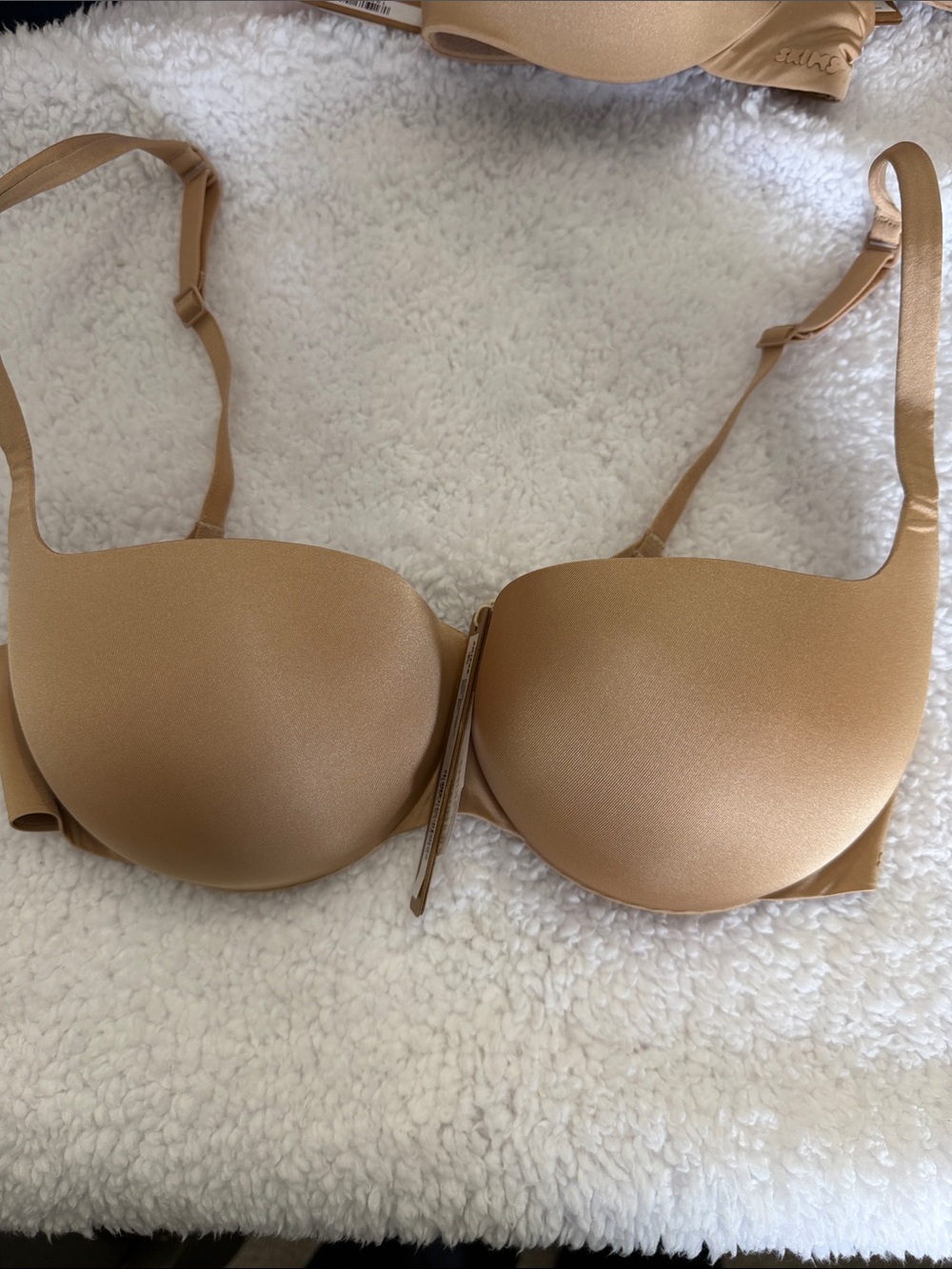SKIMS Smooth push up Contour Bra in Tan